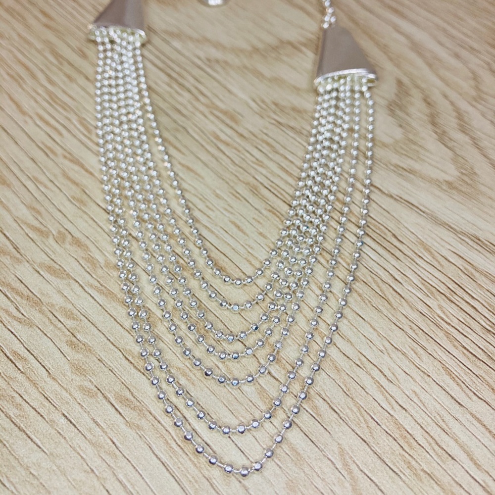 Silver multi layered necklace - Picture 6 of 7